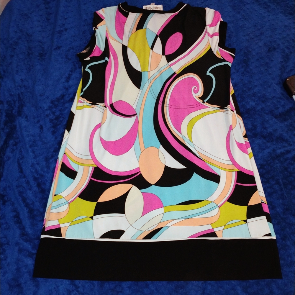 Ronni Nicole Black-Multicolor Swirl Shift Dress